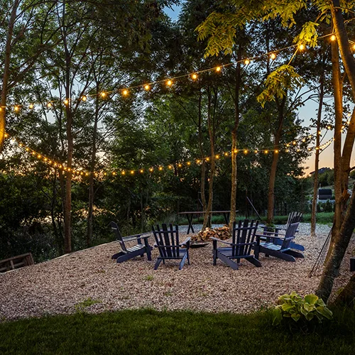 Miejsce na ognisko nad jeziorem